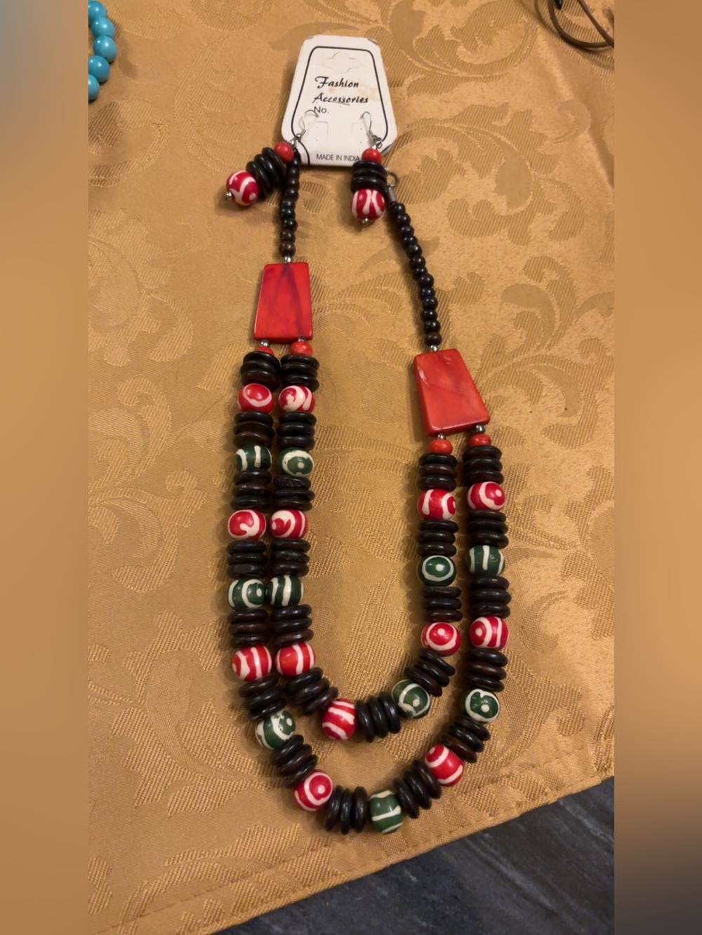 NWT Indian Handcrafted Red, Black & Green Beaded Necklace with matching earrings